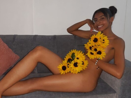 Foto de perfil de modelo de webcam de MiiaCalifa 