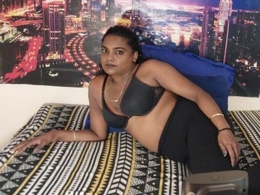 Foto de perfil de modelo de webcam de IndianDelight18 