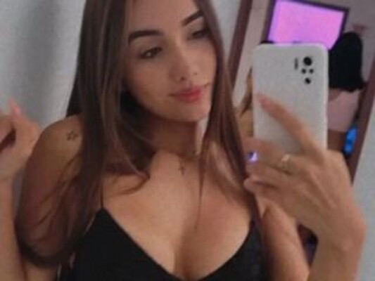 AdharaCollins18 cam model profile picture 
