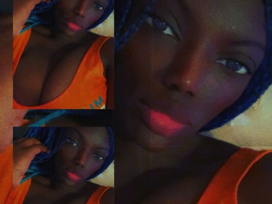 Foto de perfil de modelo de webcam de CaribbeanLipz 