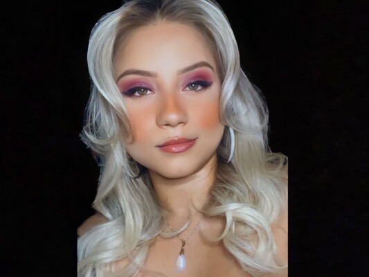 DKhaleesi cam model profile picture 