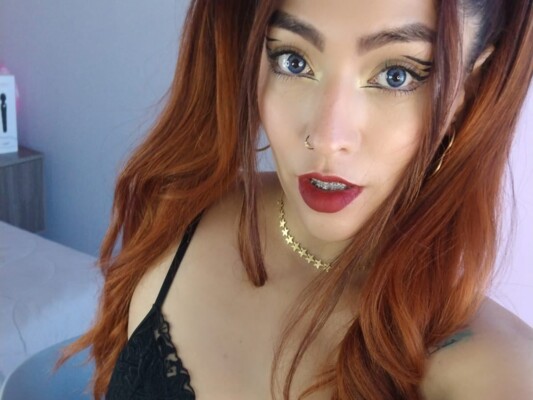 PaulinaMartinez18 profilbild på webbkameramodell 
