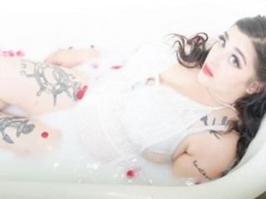 RoseScarletttx immagine del profilo del modello di cam