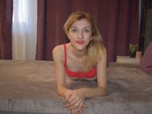 Image de profil du modèle de webcam FantasticLenna
