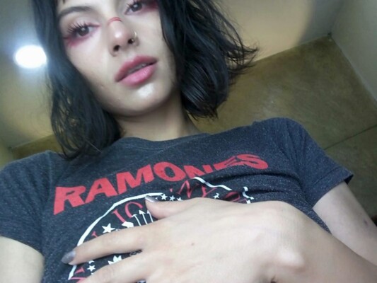 Foto de perfil de modelo de webcam de MaryjaineYummi 