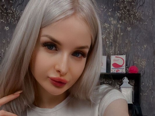 Foto de perfil de modelo de webcam de VictoriaXShy 