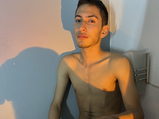 Foto de perfil de modelo de webcam de ethanskiny 