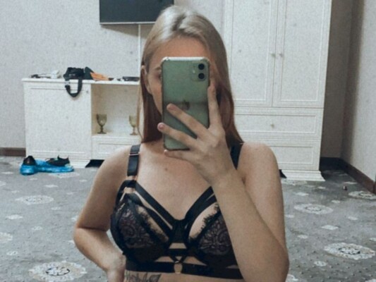 PolinaCrush immagine del profilo del modello di cam