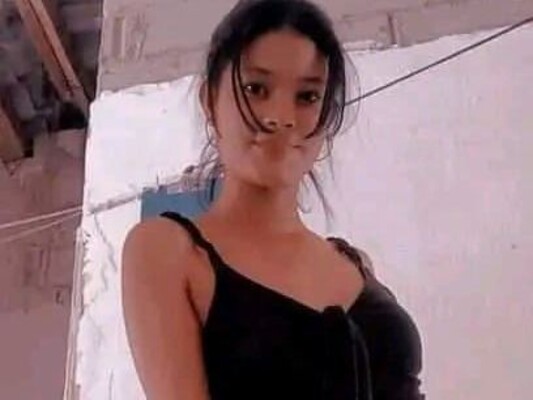 Foto de perfil de modelo de webcam de Guisellalannh 