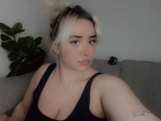 Foto de perfil de modelo de webcam de QueenieBxx 