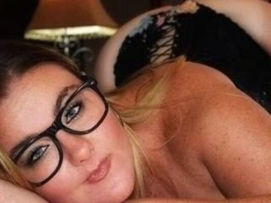 AshleyAcePornStar profielfoto van cam model 