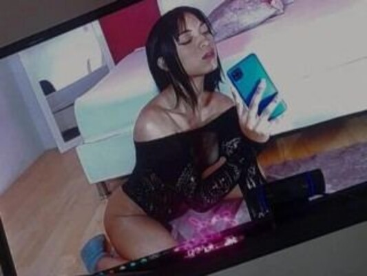 Image de profil du modèle de webcam Saashaaa