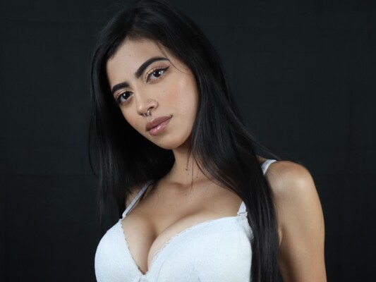 Image de profil du modèle de webcam SarahFernandez