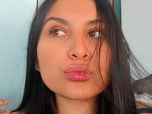 Foto de perfil de modelo de webcam de CarameloFlores 