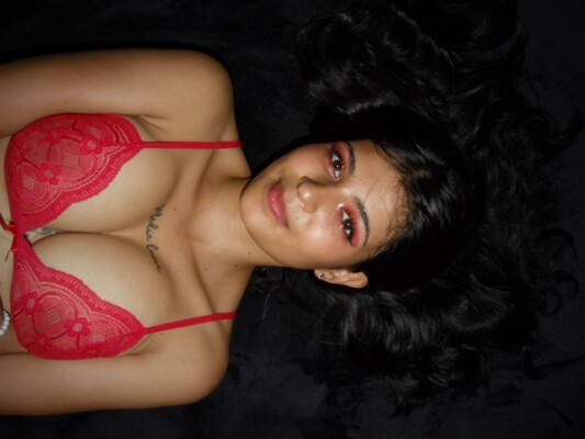 Image de profil du modèle de webcam SophiaBelmont