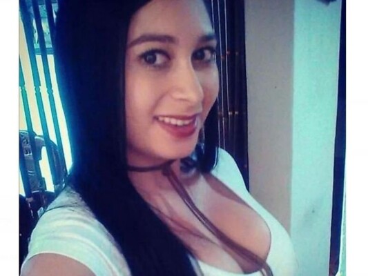 Image de profil du modèle de webcam JoselyneRouse
