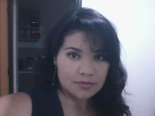 Foto de perfil de modelo de webcam de AmelieLatina 