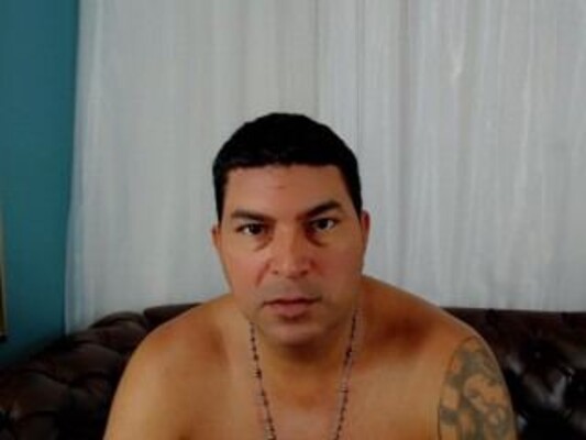 Foto de perfil de modelo de webcam de EvanAguilar 
