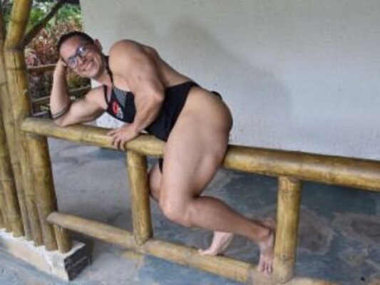 Foto de perfil de modelo de webcam de AlexisMoreno 