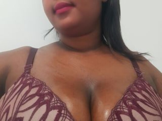 Foto de perfil de modelo de webcam de CharismaSexy69 