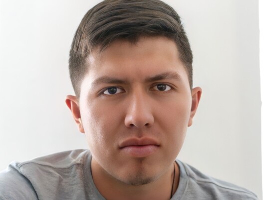 AndresMarin profilbild på webbkameramodell 