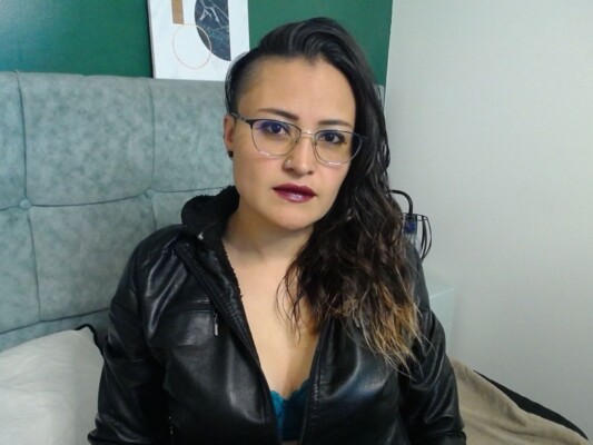 Foto de perfil de modelo de webcam de Zaramutiva 