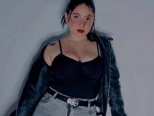 lenyzakharova cam model profile picture 