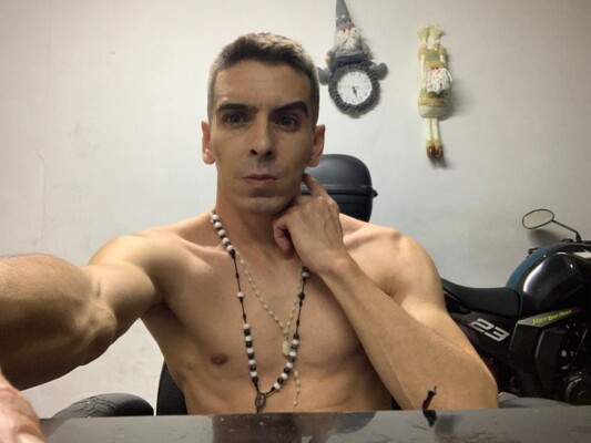 Image de profil du modèle de webcam AndresGuzman