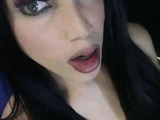 Foto de perfil de modelo de webcam de LillyRousse 