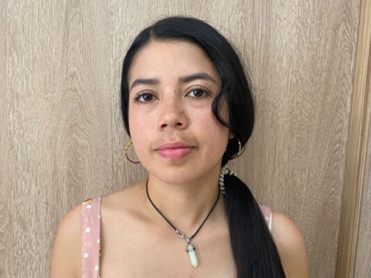 IsabellRosa profilbild på webbkameramodell 