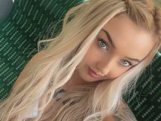 Foto de perfil de modelo de webcam de LucyLuxeXX 