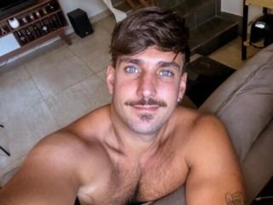 Foto de perfil de modelo de webcam de brazilian22cm 