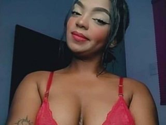 hotgirlpussyy profilbild på webbkameramodell 