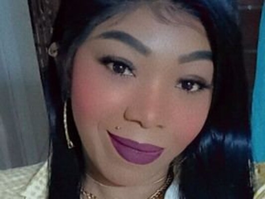 Profilbilde av PocahontasEbony webkamera modell