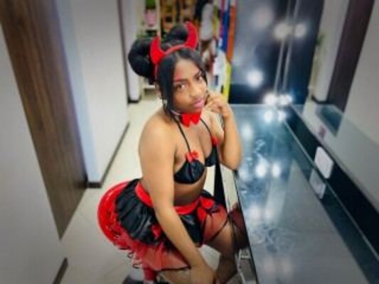 KeissyHorny cam model profile picture 