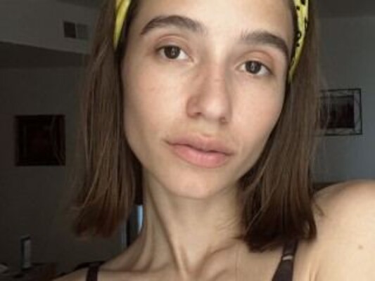 Image de profil du modèle de webcam MariaRomanovich