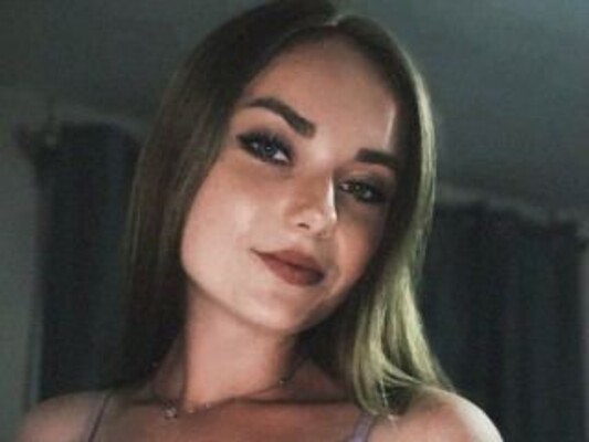 LiliSweetLi cam model profile picture 