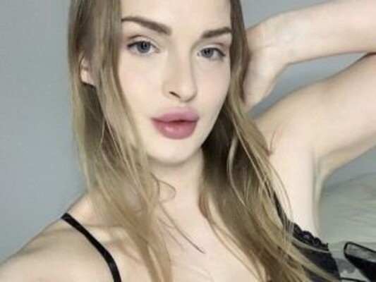 Foto de perfil de modelo de webcam de LuluLoe 
