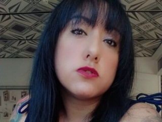 Image de profil du modèle de webcam ErzebethHarvey