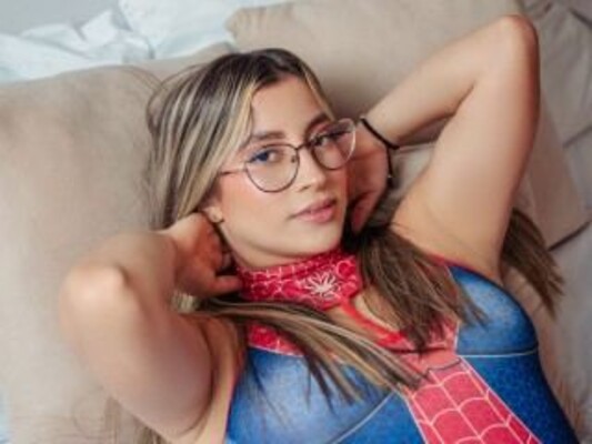 IsabelaGonzalez cam model profile picture 