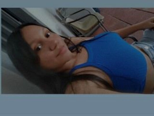 Cereza2024 profilbild på webbkameramodell 