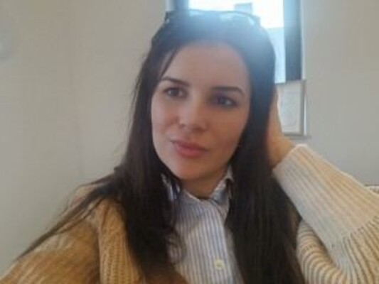 LUCYIAA profilbild på webbkameramodell 