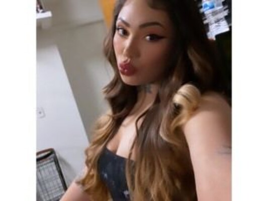 Foto de perfil de modelo de webcam de MarilynMontego 
