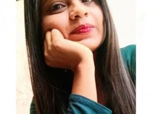 hottyriyaa cam model profile picture 
