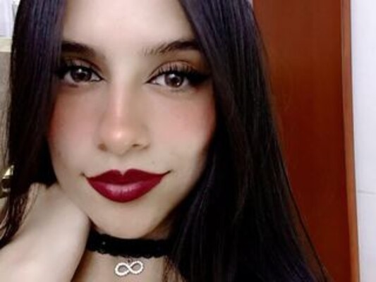 MyaQueenn profilbild på webbkameramodell 