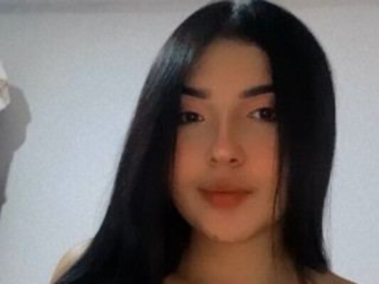 Foto de perfil de modelo de webcam de IsisLeroy 