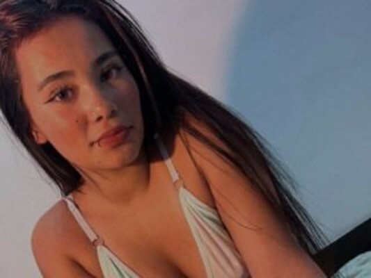 Foto de perfil de modelo de webcam de ANTONELLA_MILLERS 