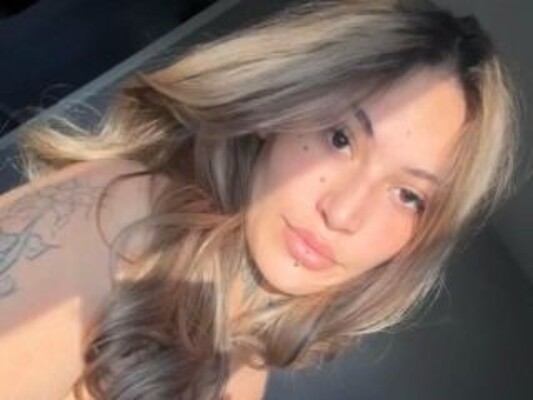 Foto de perfil de modelo de webcam de AlicianaHillz 