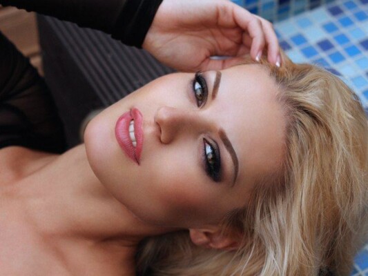 BlondieStarX profilbild på webbkameramodell 