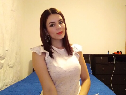 Image de profil du modèle de webcam LatinGirl4U